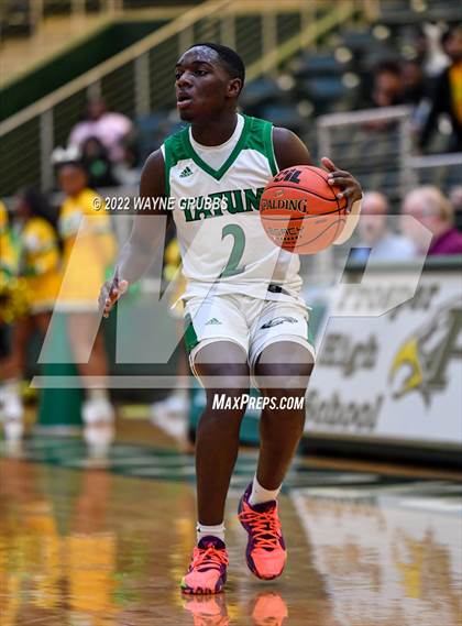 Thumbnail 1 in Tatum vs. Madison (UIL 3A Region 2 Final) photogallery.
