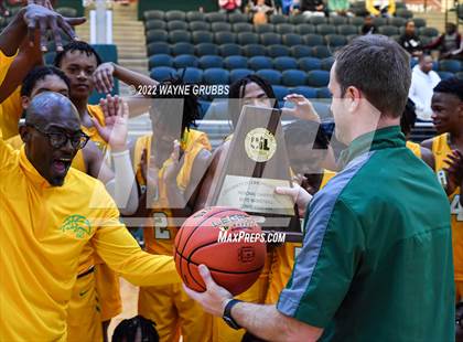 Thumbnail 3 in Tatum vs. Madison (UIL 3A Region 2 Final) photogallery.