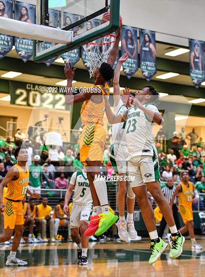 Thumbnail 2 in Tatum vs. Madison (UIL 3A Region 2 Final) photogallery.