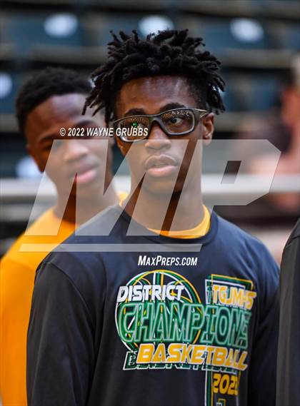 Thumbnail 1 in Tatum vs. Madison (UIL 3A Region 2 Final) photogallery.
