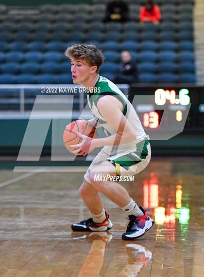 Thumbnail 2 in Tatum vs. Madison (UIL 3A Region 2 Final) photogallery.