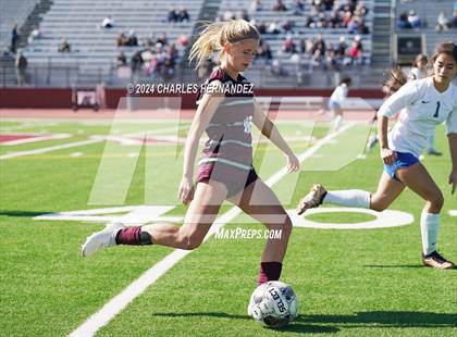 Thumbnail 2 in A&M Consolidated vs Tivy (College Station Classic) photogallery.