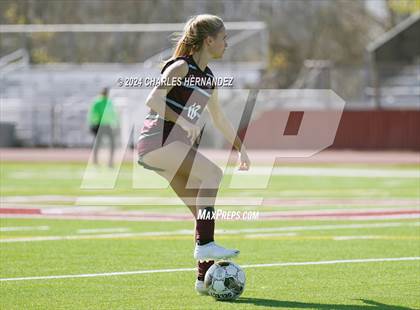 Thumbnail 2 in A&M Consolidated vs Tivy (College Station Classic) photogallery.
