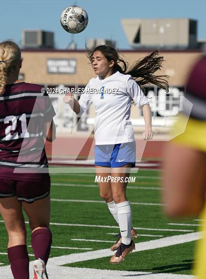 Thumbnail 3 in A&M Consolidated vs Tivy (College Station Classic) photogallery.