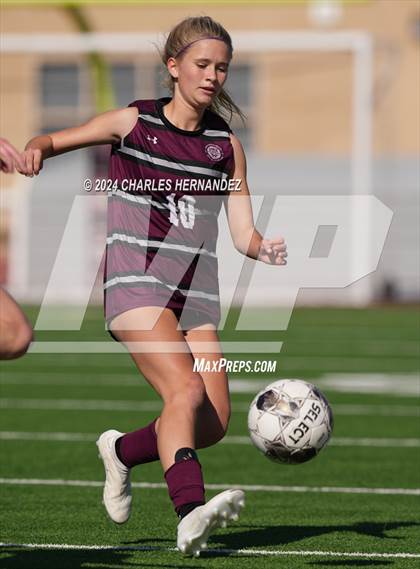 Thumbnail 1 in A&M Consolidated vs Tivy (College Station Classic) photogallery.