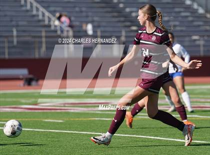 Thumbnail 2 in A&M Consolidated vs Tivy (College Station Classic) photogallery.