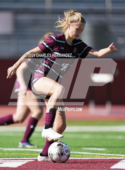Thumbnail 3 in A&M Consolidated vs Tivy (College Station Classic) photogallery.