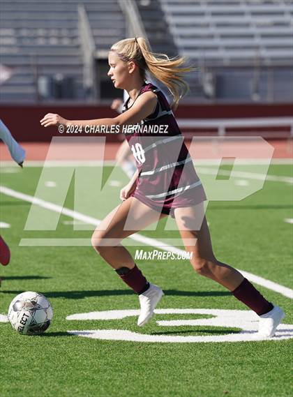 Thumbnail 3 in A&M Consolidated vs Tivy (College Station Classic) photogallery.