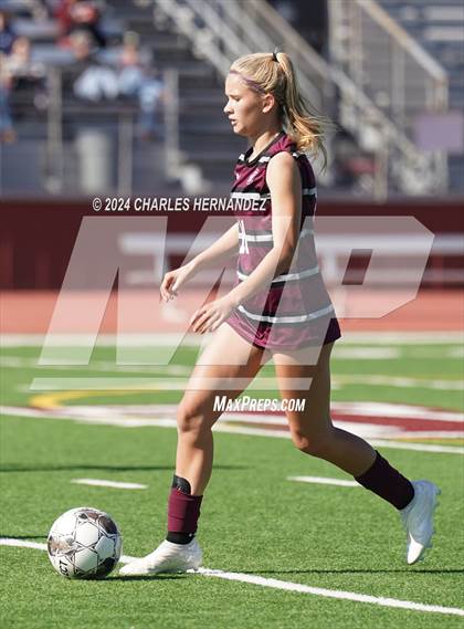 Thumbnail 2 in A&M Consolidated vs Tivy (College Station Classic) photogallery.