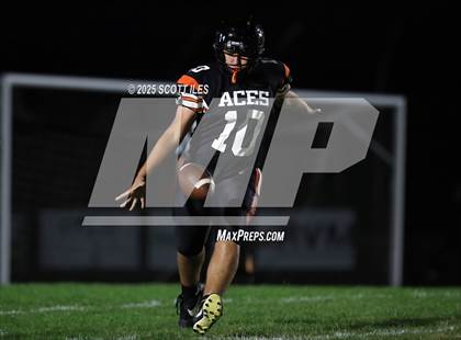 Thumbnail 2 in Bloom-Carroll @ Amanda-Clearcreek photogallery.