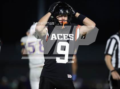 Thumbnail 2 in Bloom-Carroll @ Amanda-Clearcreek photogallery.