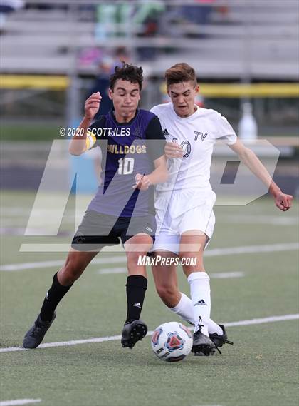 Thumbnail 3 in Teays Valley vs Bloom-Carroll photogallery.