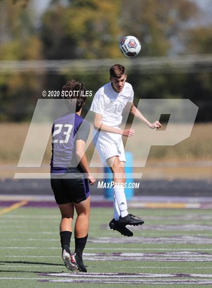 Thumbnail 1 in Teays Valley vs Bloom-Carroll photogallery.