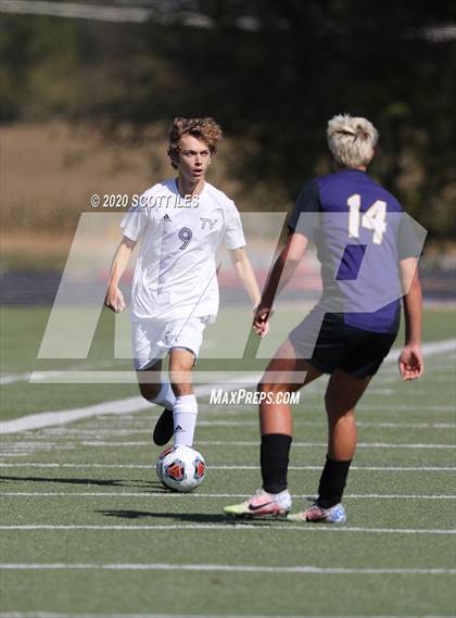 Thumbnail 3 in Teays Valley vs Bloom-Carroll photogallery.