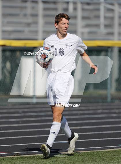 Thumbnail 2 in Teays Valley vs Bloom-Carroll photogallery.