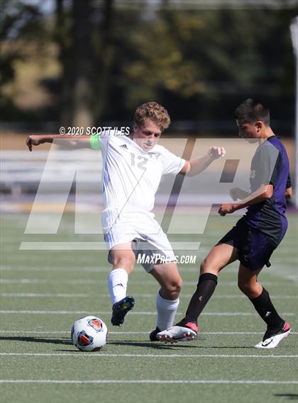 Thumbnail 1 in Teays Valley vs Bloom-Carroll photogallery.