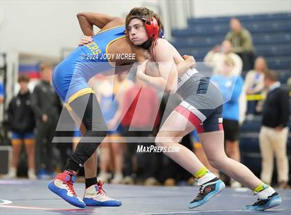 Thumbnail 3 in Lewisburg vs Oxford (Lewisburg Quad) photogallery.