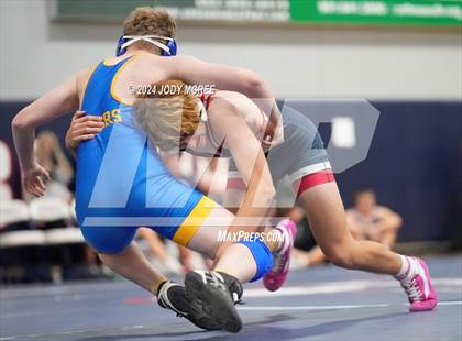 Thumbnail 3 in Lewisburg vs Oxford (Lewisburg Quad) photogallery.
