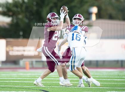 Thumbnail 2 in Vandebilt Catholic @ E.D. White photogallery.