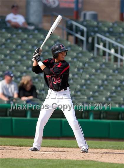 Thumbnail 2 in Elk Grove vs. Lincoln (Banner Island Classic) photogallery.