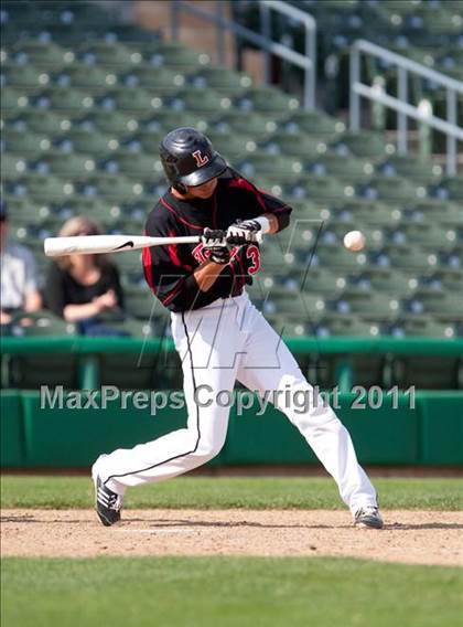 Thumbnail 3 in Elk Grove vs. Lincoln (Banner Island Classic) photogallery.