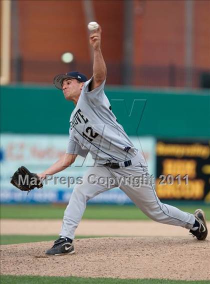 Thumbnail 2 in Elk Grove vs. Lincoln (Banner Island Classic) photogallery.