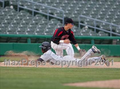 Thumbnail 3 in Elk Grove vs. Lincoln (Banner Island Classic) photogallery.
