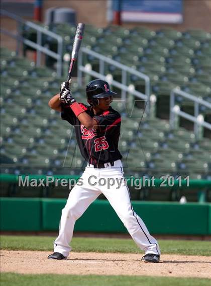 Thumbnail 2 in Elk Grove vs. Lincoln (Banner Island Classic) photogallery.