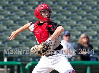 Thumbnail 3 in Elk Grove vs. Lincoln (Banner Island Classic) photogallery.
