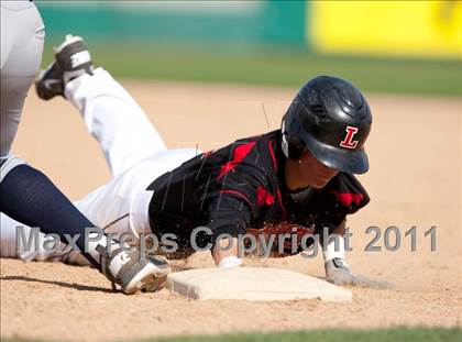 Thumbnail 1 in Elk Grove vs. Lincoln (Banner Island Classic) photogallery.