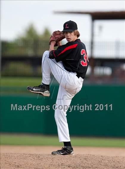 Thumbnail 1 in Elk Grove vs. Lincoln (Banner Island Classic) photogallery.