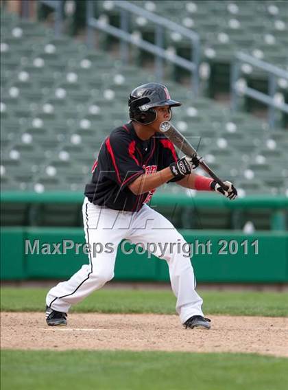 Thumbnail 3 in Elk Grove vs. Lincoln (Banner Island Classic) photogallery.
