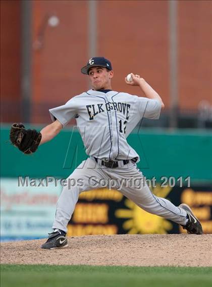 Thumbnail 1 in Elk Grove vs. Lincoln (Banner Island Classic) photogallery.