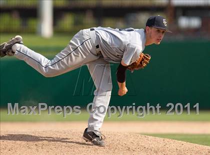 Thumbnail 2 in Elk Grove vs. Lincoln (Banner Island Classic) photogallery.