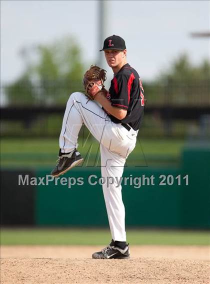 Thumbnail 2 in Elk Grove vs. Lincoln (Banner Island Classic) photogallery.