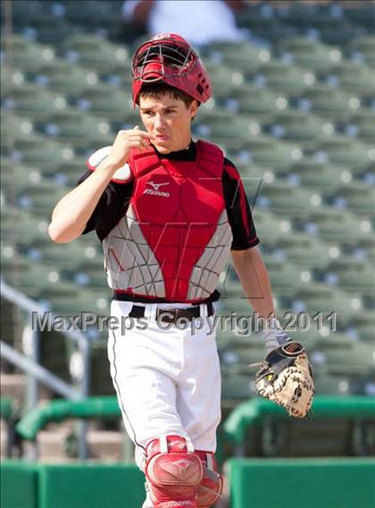 Thumbnail 1 in Elk Grove vs. Lincoln (Banner Island Classic) photogallery.