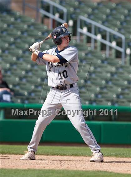 Thumbnail 2 in Elk Grove vs. Lincoln (Banner Island Classic) photogallery.