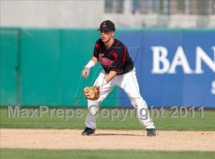 Thumbnail 1 in Elk Grove vs. Lincoln (Banner Island Classic) photogallery.