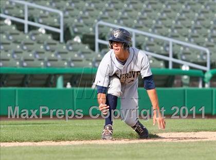 Thumbnail 3 in Elk Grove vs. Lincoln (Banner Island Classic) photogallery.