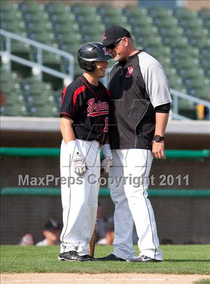 Thumbnail 3 in Elk Grove vs. Lincoln (Banner Island Classic) photogallery.