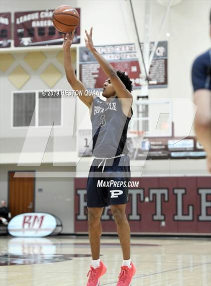 Thumbnail 3 in Pinnacle vs. Pebblebrook (Rancho Mirage Holiday Invitational) photogallery.