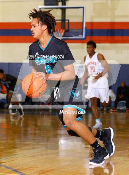 Thumbnail 2 in Harvard-Westlake vs. Sheldon (Tarkanian Classic) photogallery.
