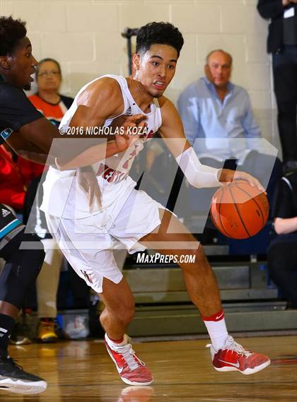 Thumbnail 1 in Harvard-Westlake vs. Sheldon (Tarkanian Classic) photogallery.