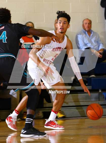 Thumbnail 3 in Harvard-Westlake vs. Sheldon (Tarkanian Classic) photogallery.