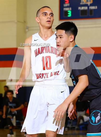 Thumbnail 1 in Harvard-Westlake vs. Sheldon (Tarkanian Classic) photogallery.