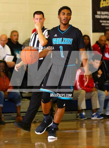 Thumbnail 3 in Harvard-Westlake vs. Sheldon (Tarkanian Classic) photogallery.