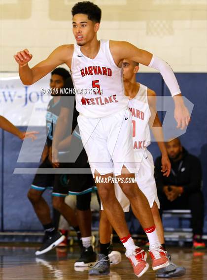 Thumbnail 1 in Harvard-Westlake vs. Sheldon (Tarkanian Classic) photogallery.