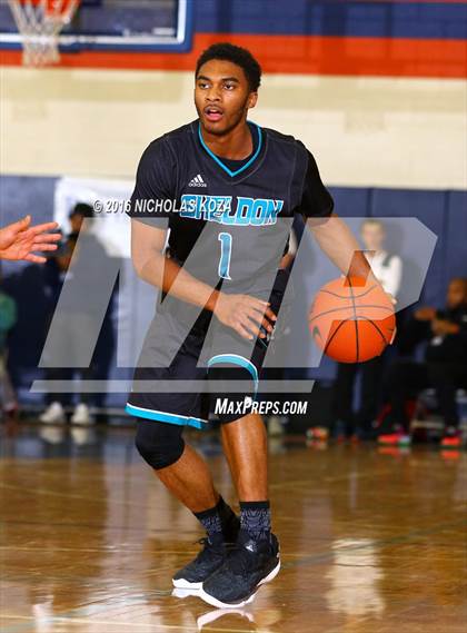 Thumbnail 2 in Harvard-Westlake vs. Sheldon (Tarkanian Classic) photogallery.