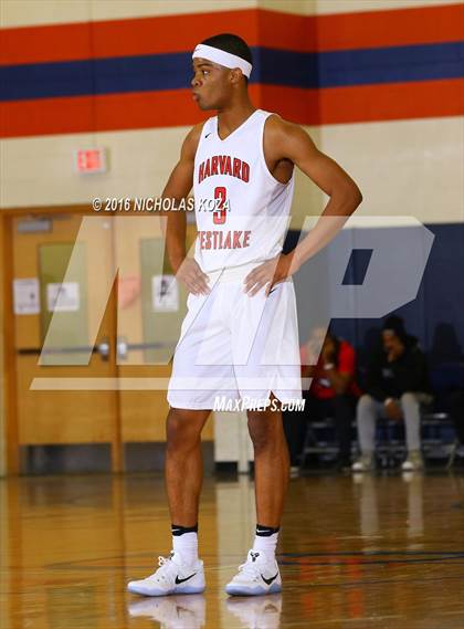 Thumbnail 2 in Harvard-Westlake vs. Sheldon (Tarkanian Classic) photogallery.