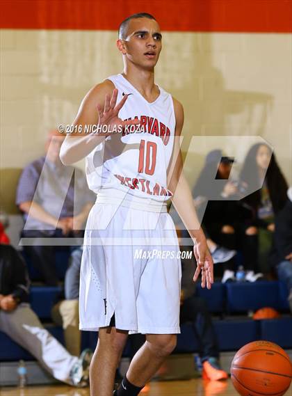 Thumbnail 3 in Harvard-Westlake vs. Sheldon (Tarkanian Classic) photogallery.
